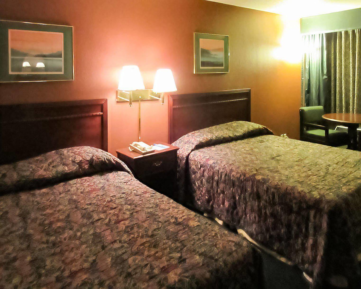 Oyo And Hotel 2*